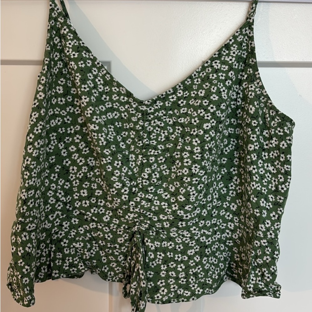 Wild Fable Floral Green Women's Top